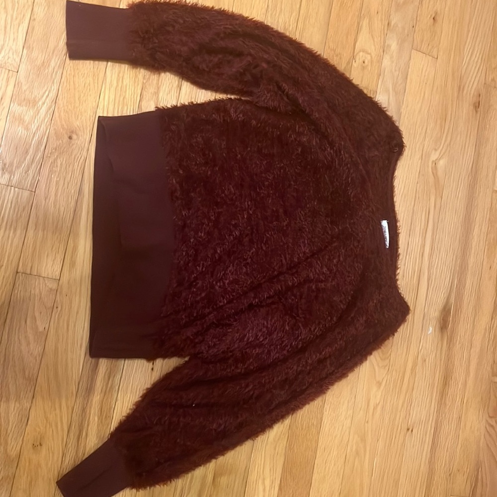 Marron fuzzy winter top